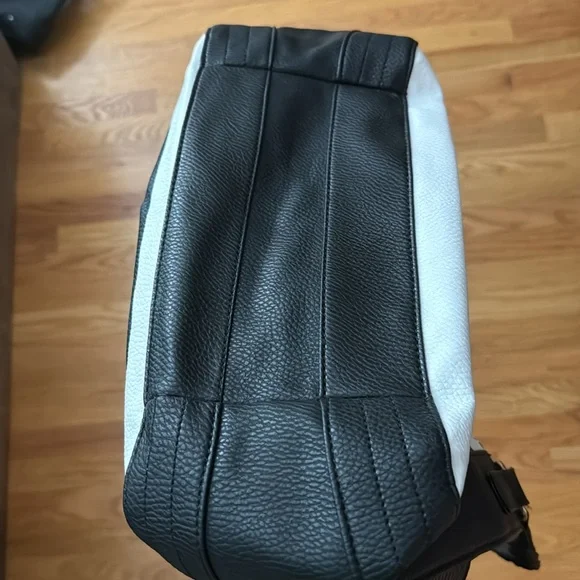 APT 9 Brady Pleated Shopper Shoulder Bag - Picture 5 of 6